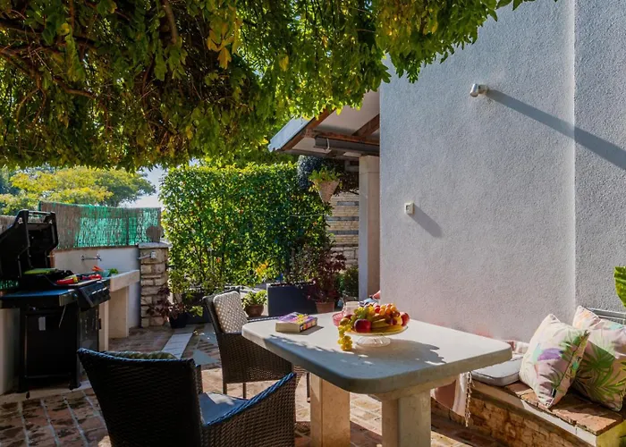 Apartment Arle - By Guide Rovinj